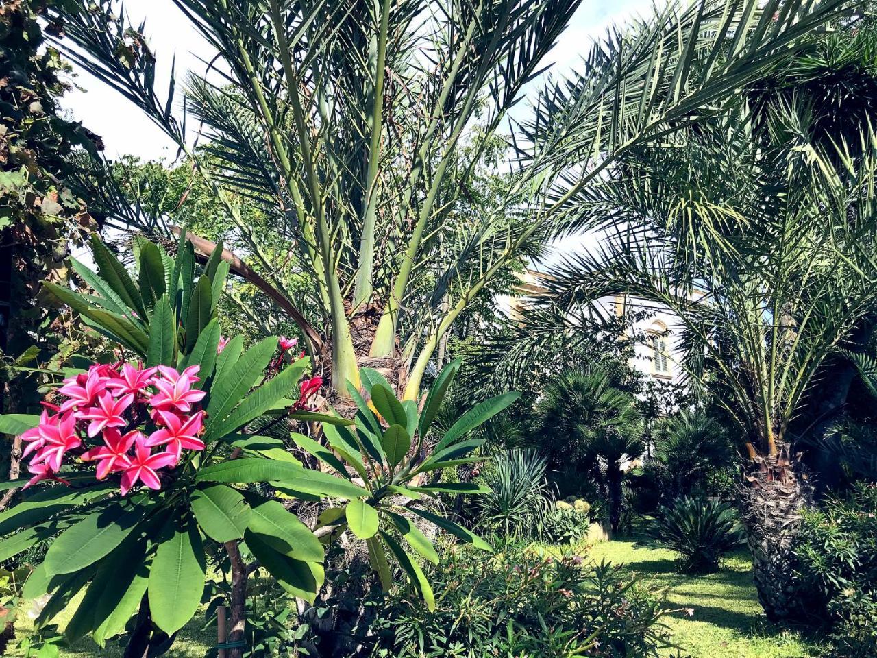Villa Marrone - Relais - Марсала Экстерьер фото